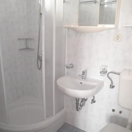 Katarina Guest house
