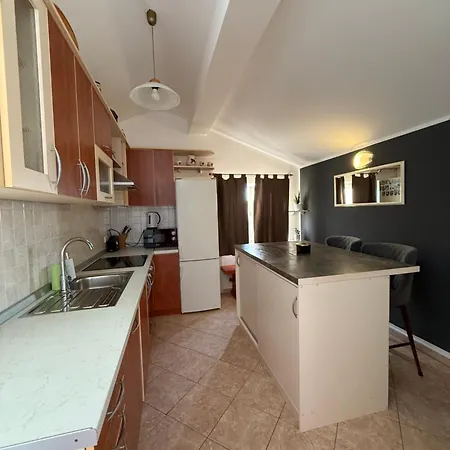 Katarina Guest house 4*